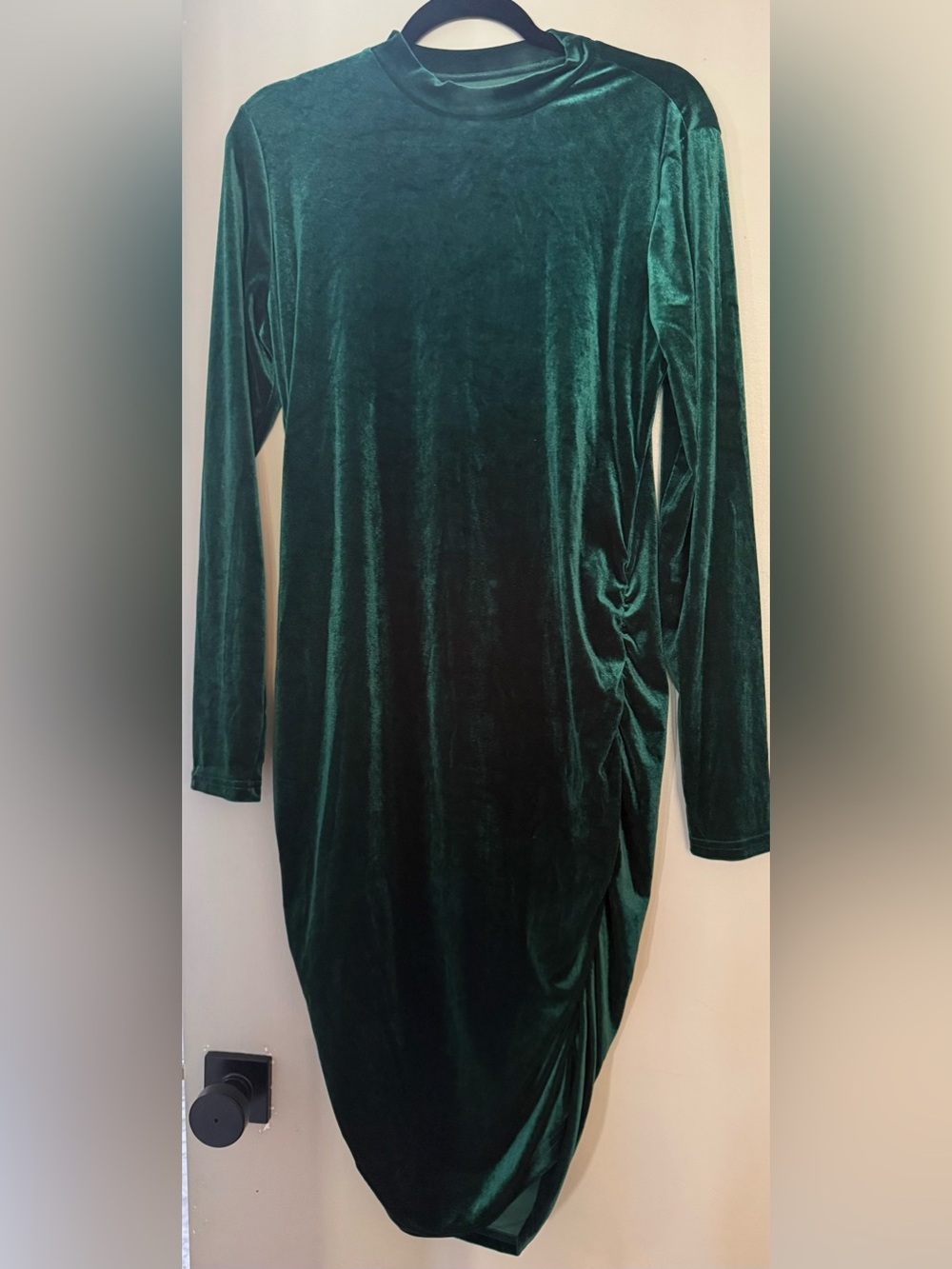 Emerald Green Velvet Long Sleeve Dress